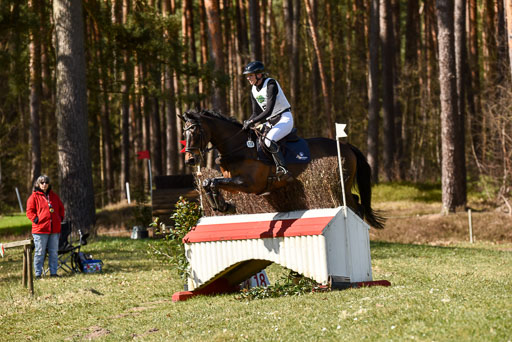  | FRH Butt's Avondale -- Anna SIEMER (GER)_2 