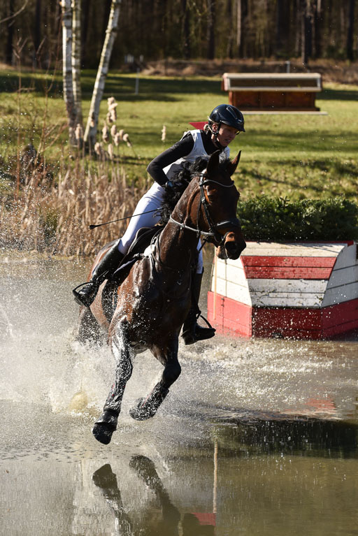  | Grazia K  -- Anna SIEMER (GER)_13 