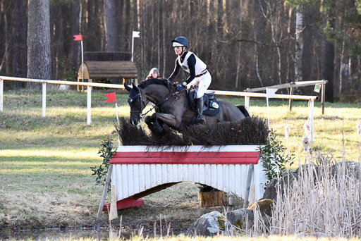  | Jard 4  --  Pia LEUWER (GER)_01 