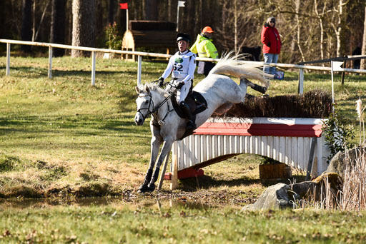  | Saturia  -- Lena REINSTORF (GER)_02 