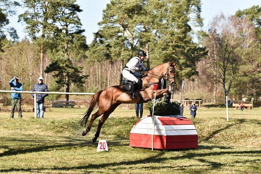  | Victoria 108   --- Nadine MARZAHL (GER) 