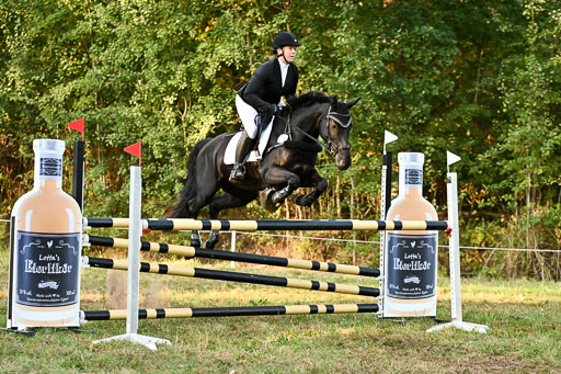  | 28092025 Springen Intro _011 