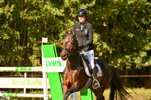  | 28092025 Springen Intro _181 