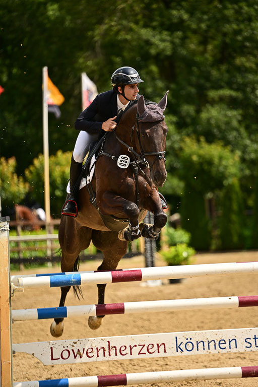  | 06072025 Springen VL _180 