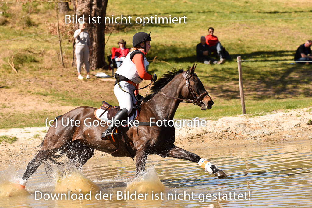  | 12042025 Sahrendorf Intro _200 
