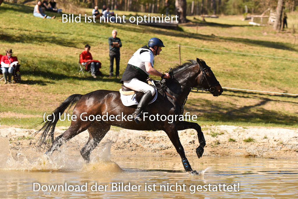  | 12042025 Sahrendorf Intro _422 