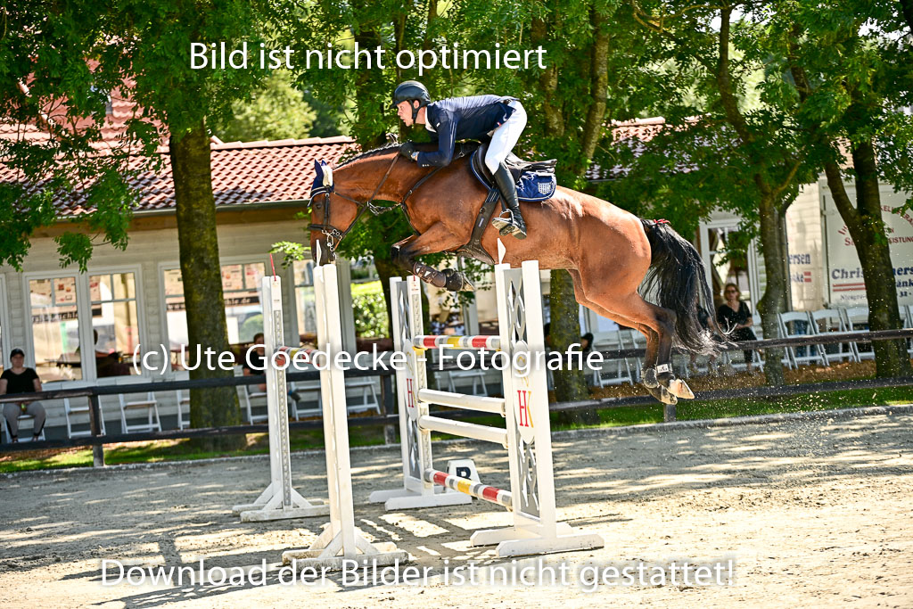 Show Jumping Event Stall Leichle in Schnarup | 15082025 Prf 7 M++  FR_036 