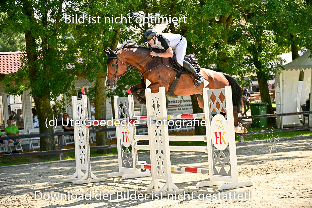 Show Jumping Event Stall Leichle in Schnarup | 15082025 Prf 7 M++  FR_086 