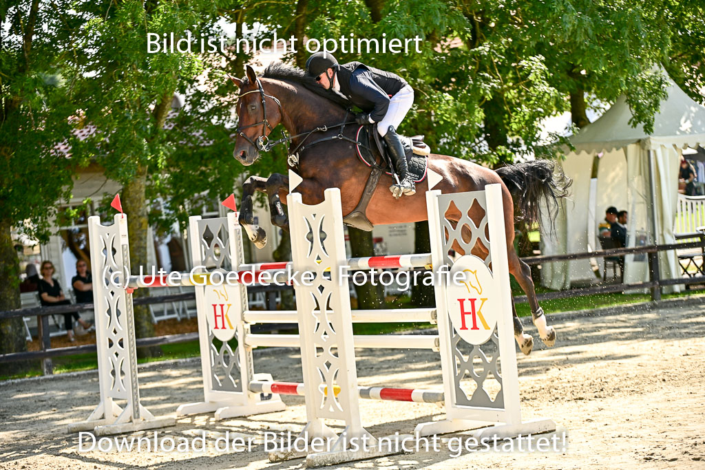 Show Jumping Event Stall Leichle in Schnarup | 15082025 Prf 7 M++  FR_095 