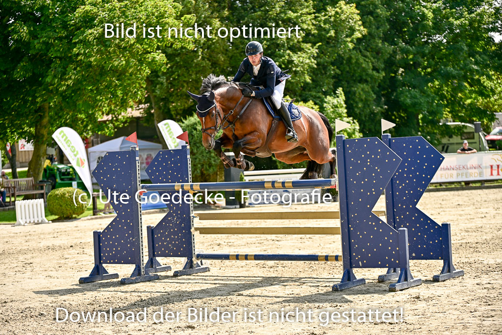 Show Jumping Event Stall Leichle in Schnarup | 15082025 Prf 7 M++  FR_221 