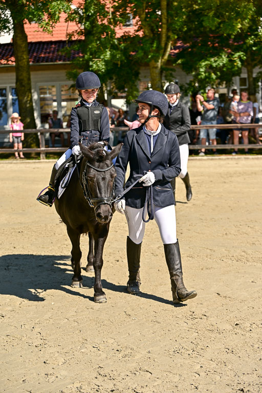 Show Jumping Event Stall Leichle in Schnarup | 17082025 Führzügel WB _016 