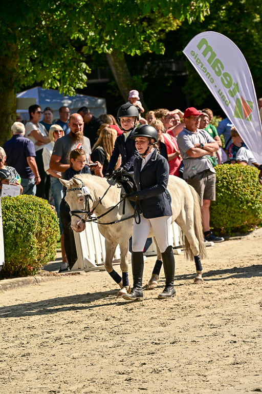 Show Jumping Event Stall Leichle in Schnarup | 17082025 Führzügel WB _142 