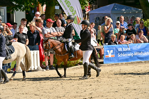 Show Jumping Event Stall Leichle in Schnarup | 17082025 Führzügel WB _164 