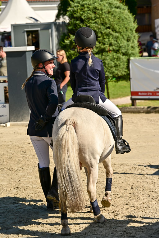 Show Jumping Event Stall Leichle in Schnarup | 17082025 Führzügel WB _208 