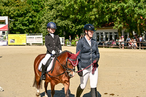 Show Jumping Event Stall Leichle in Schnarup | 17082025 Führzügel WB _210 