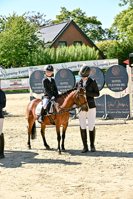 Show Jumping Event Stall Leichle in Schnarup | 17082025 Führzügel WB _246 