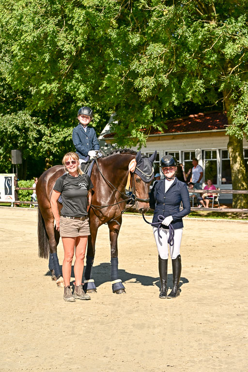 Show Jumping Event Stall Leichle in Schnarup | 17082025 Führzügel WB _268 