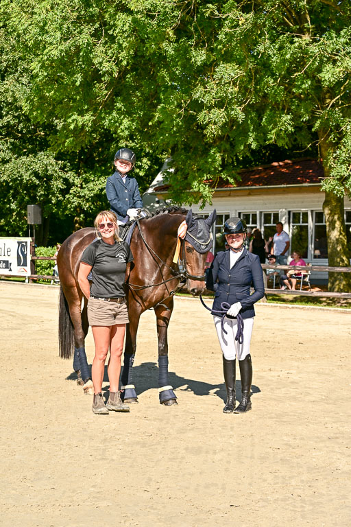 Show Jumping Event Stall Leichle in Schnarup | 17082025 Führzügel WB _270 