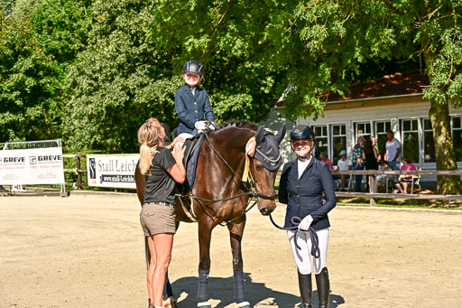 Show Jumping Event Stall Leichle in Schnarup | 17082025 Führzügel WB _271 