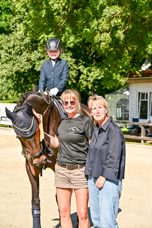 Show Jumping Event Stall Leichle in Schnarup | 17082025 Führzügel WB _289 