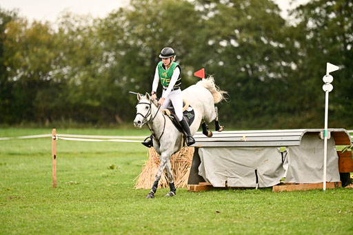 9-12.10.2025 Ströhen | Anna Schwanbeck - Miss Windsor _30 