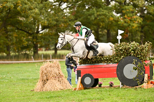 9-12.10.2025 Ströhen | Anna Schwanbeck - Miss Windsor _33 