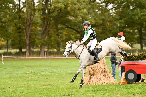 9-12.10.2025 Ströhen | Anna Schwanbeck - Miss Windsor _34 