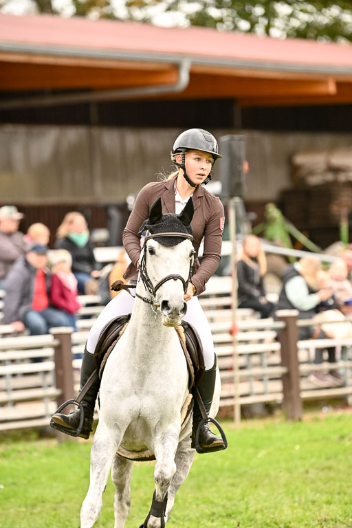 9-12.10.2025 Ströhen | Anna Schwanbeck - Miss Windsor _54 