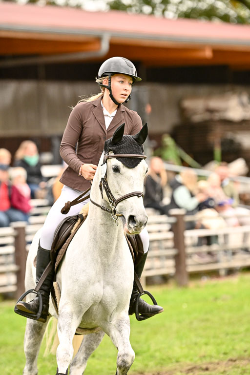 9-12.10.2025 Ströhen | Anna Schwanbeck - Miss Windsor _55 