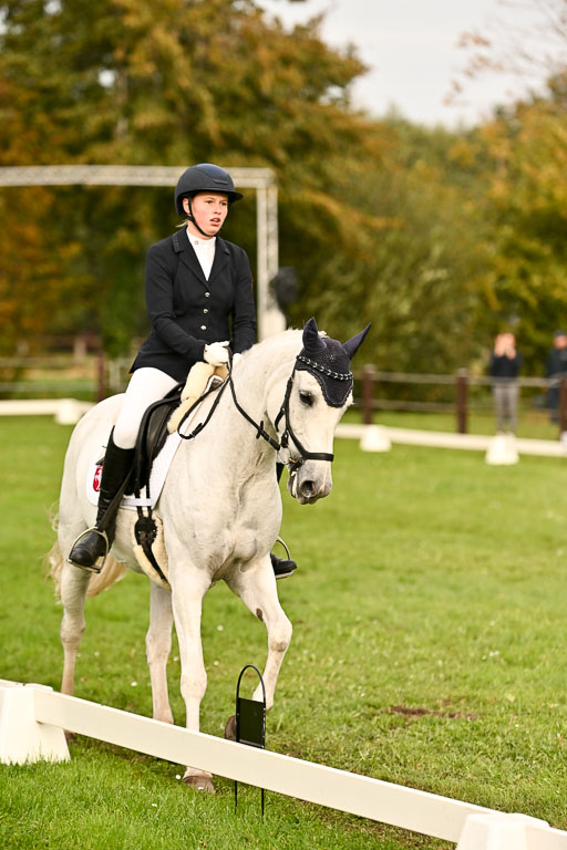 9-12.10.2025 Ströhen | Niehoff, Franziska - Metzallica Sgn_03 