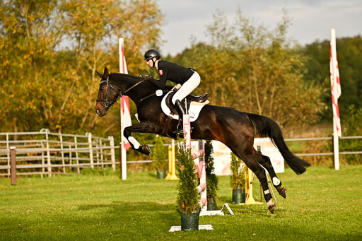  | 12102025 Springen Intro _026 