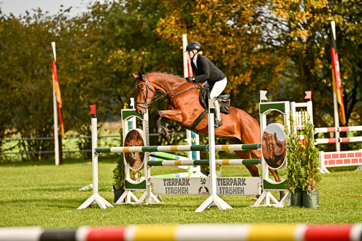  | 12102025 Springen Intro _027 