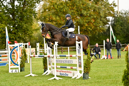  | 12102025 Springen Intro _039 