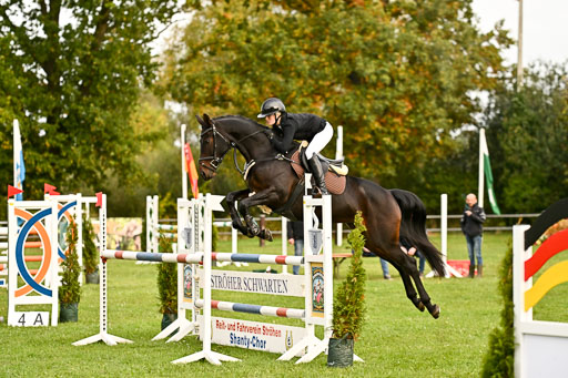  | 12102025 Springen Intro _042 