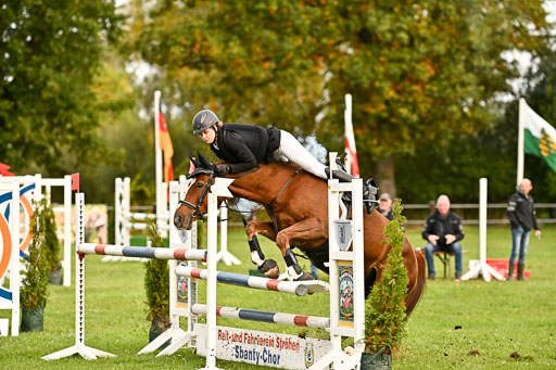  | 12102025 Springen Intro _049 