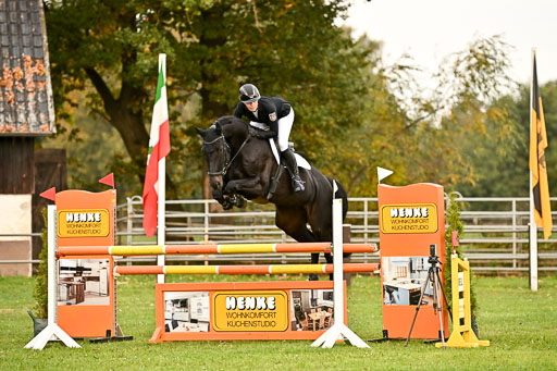  | 12102025 Springen Intro _057 