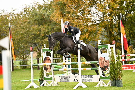  | 12102025 Springen Intro _061 