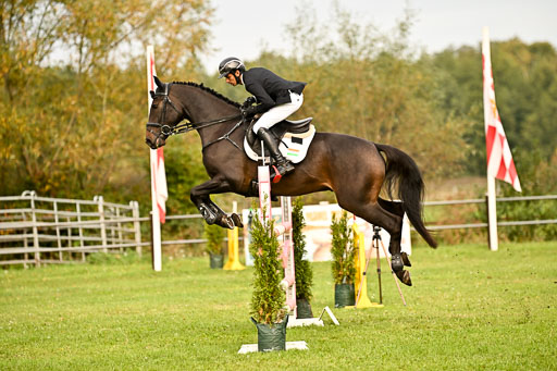  | 12102025 Springen Intro _124 