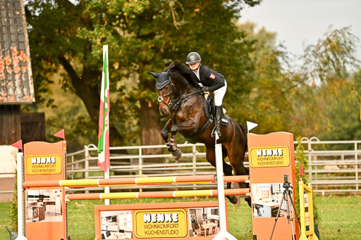  | 12102025 Springen Intro _158 