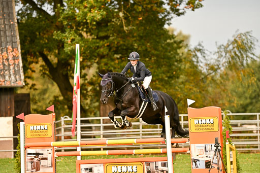  | 12102025 Springen Intro _163 