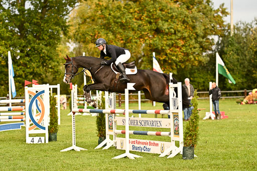  | 12102025 Springen Intro _172 