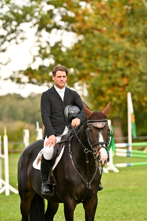  | 12102025 Springen Intro _182 