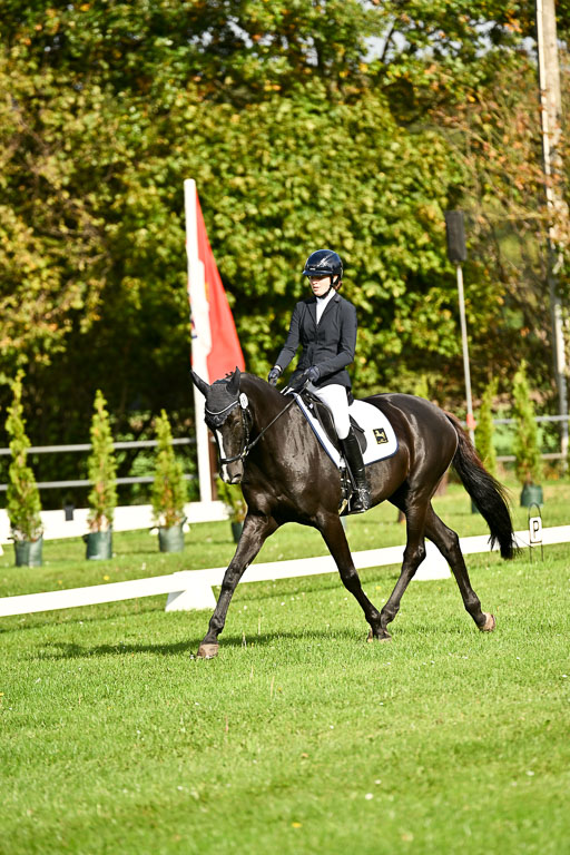 9-12.10.2025 Ströhen | Hanna Niessen - First Class_03 