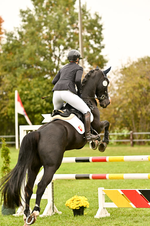  | madison Joelle Kirstein - Valerian _24 