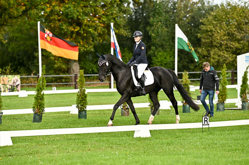  | madison Joelle Kirstein - Valerian 