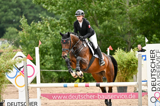Goldene Schärpe Pferfde in Löningen 2026 | 14062026 Springen 1 Abt_087 