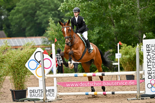 Goldene Schärpe Pferfde in Löningen 2026 | 14062026 Springen 1 Abt_402 