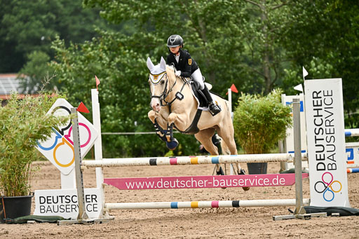 Goldene Schärpe Pferfde in Löningen 2026 | 14062026 Springen 2 Abt _045 