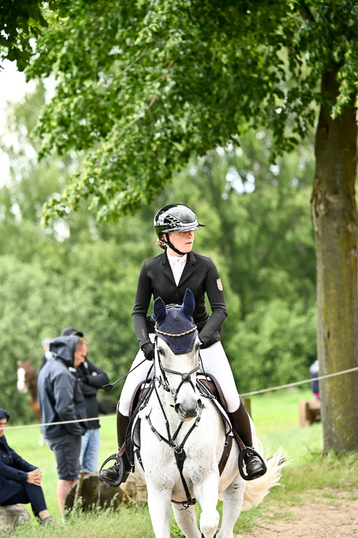Goldene Schärpe Pferfde in Löningen 2026 | 14062026 Springen 2 Abt _090 