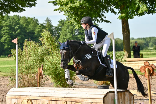 Goldene Schärpe Ponys in Löningen 2026 | 06062026 Gelände 1 Abt_0359 